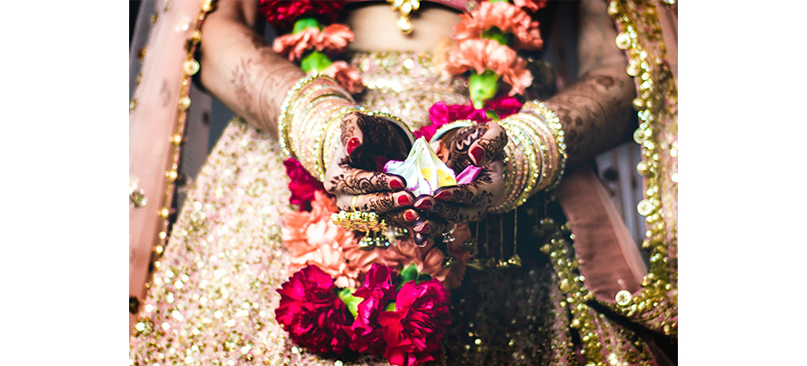 A guide to wedding trousseau packing that every bride needs
