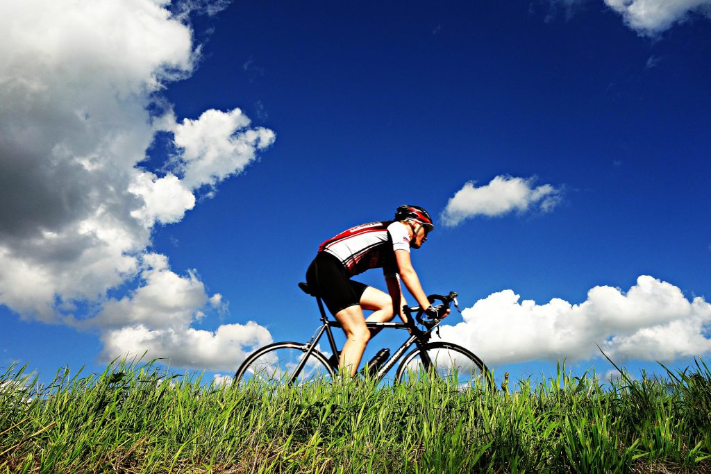 Gear up and brace yourself! Choose from the variety and buy the cycle on EMI that fits your cycling needs and also your budget needs!